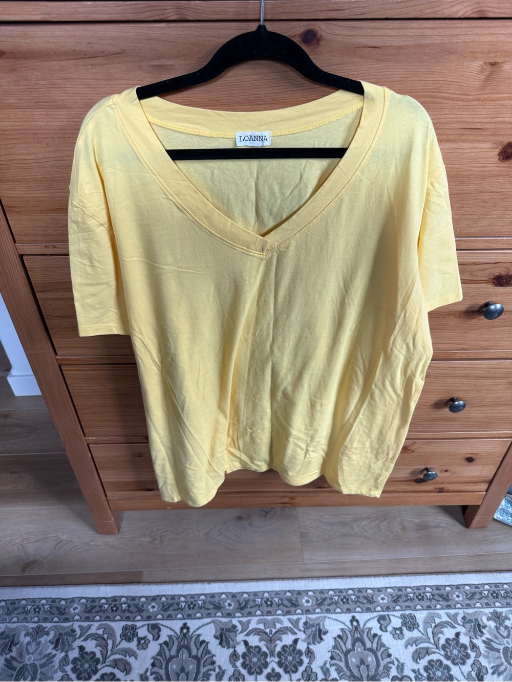 LOANNA Lightweight V-Neck Short Sleeve Tee in Yellow